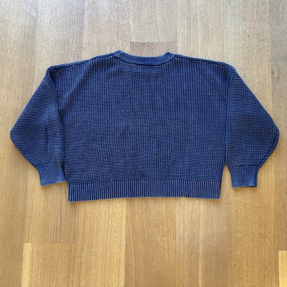 Old Navy Crew Neck Sweater - Size XL - Picture 1 of 4